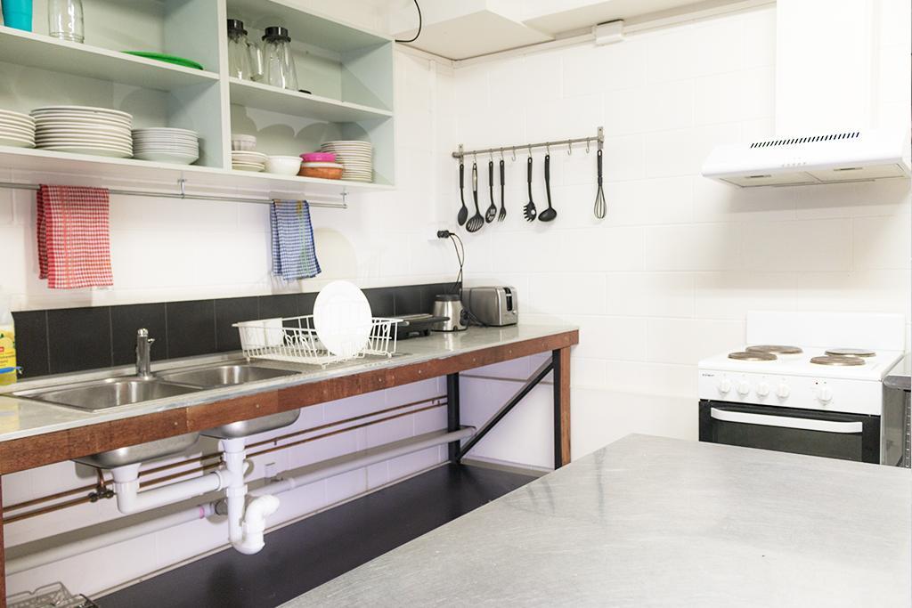 Foreign Exchange Accommodation-Beachside Townsville Exteriör bild