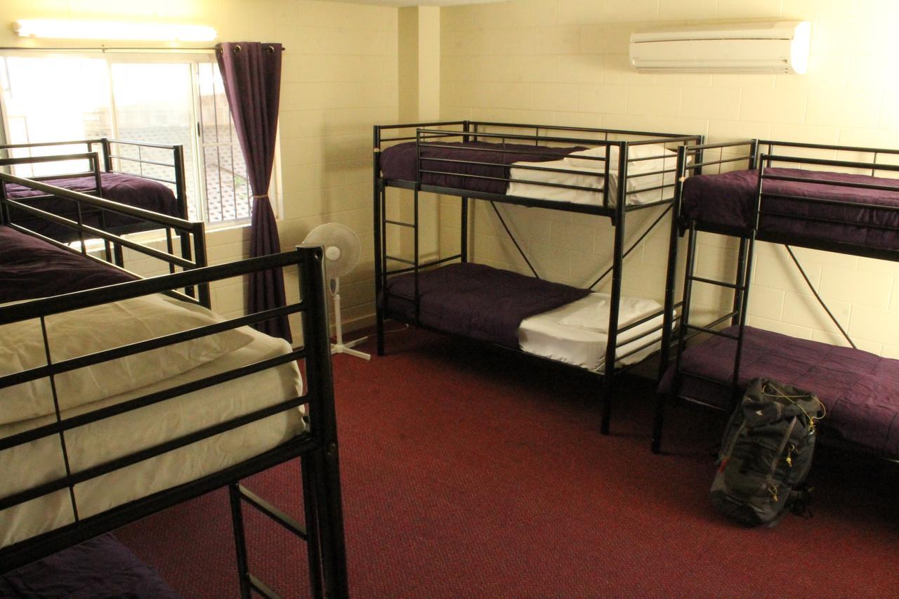 Foreign Exchange Accommodation-Beachside Townsville Exteriör bild